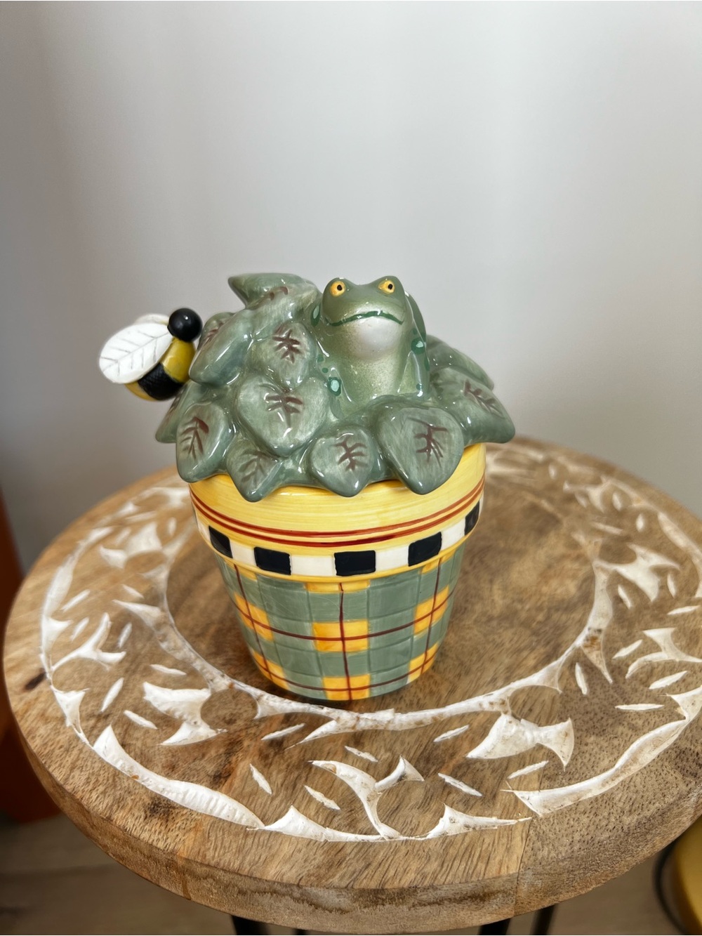 Debbie Mumm Sakura Jam Ceramic Frog & Bee Canister - Green and Yellow
